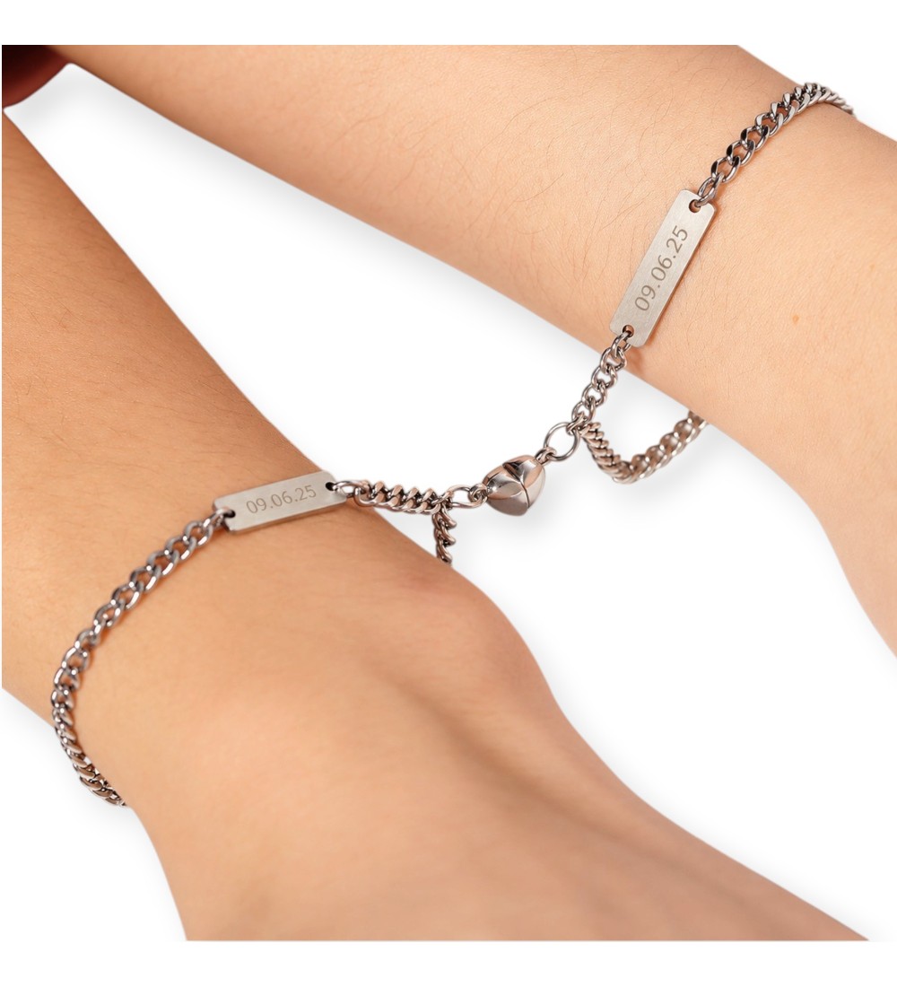 Bracelets couple aimantés gravés, cœurs qui s'unissent